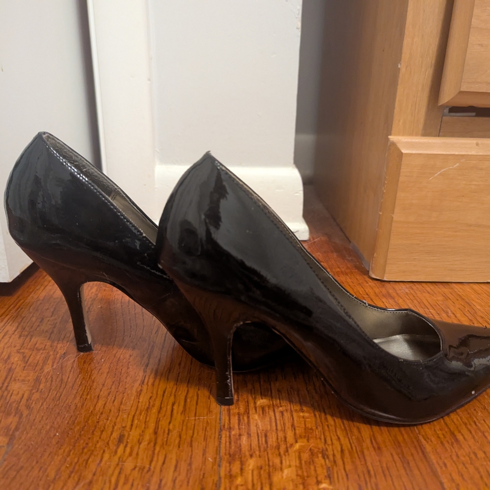 Kelly & Katie Black Stiletto Heels Classic Pumps